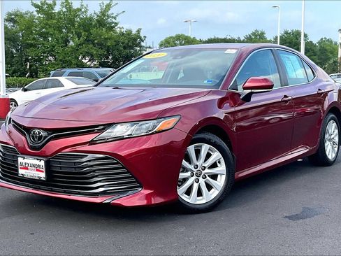 Used 2020 Toyota Camry LE w/ Cold Weather Package AWD/4WD image 1