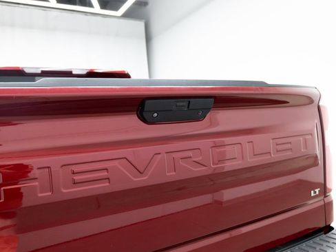 Used 2019 Chevrolet Silverado 1500 LT Trail Boss AWD/4WD image 13