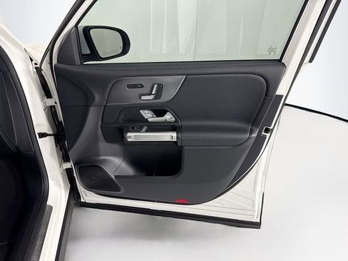 Certified 2023 Mercedes-Benz EQB 300 4MATIC image 26