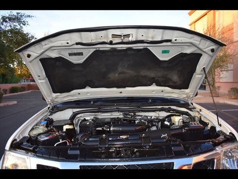 Used 2018 Nissan Frontier S image 37