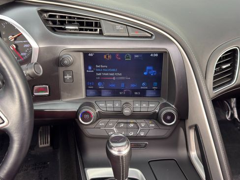 Used 2016 Chevrolet Corvette 1LT w/ Battery Protection Package image 22