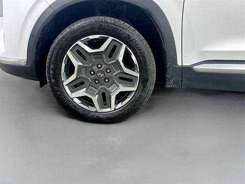 Used 2023 Hyundai Santa Fe Limited image 7