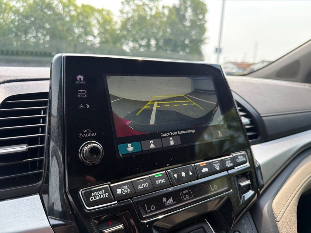 Certified 2024 Honda Odyssey EX image 30