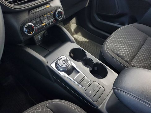 Certified 2023 Ford Escape Active AWD/4WD image 33