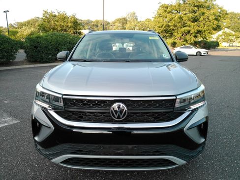 Used 2022 Volkswagen Taos S AWD/4WD image 3