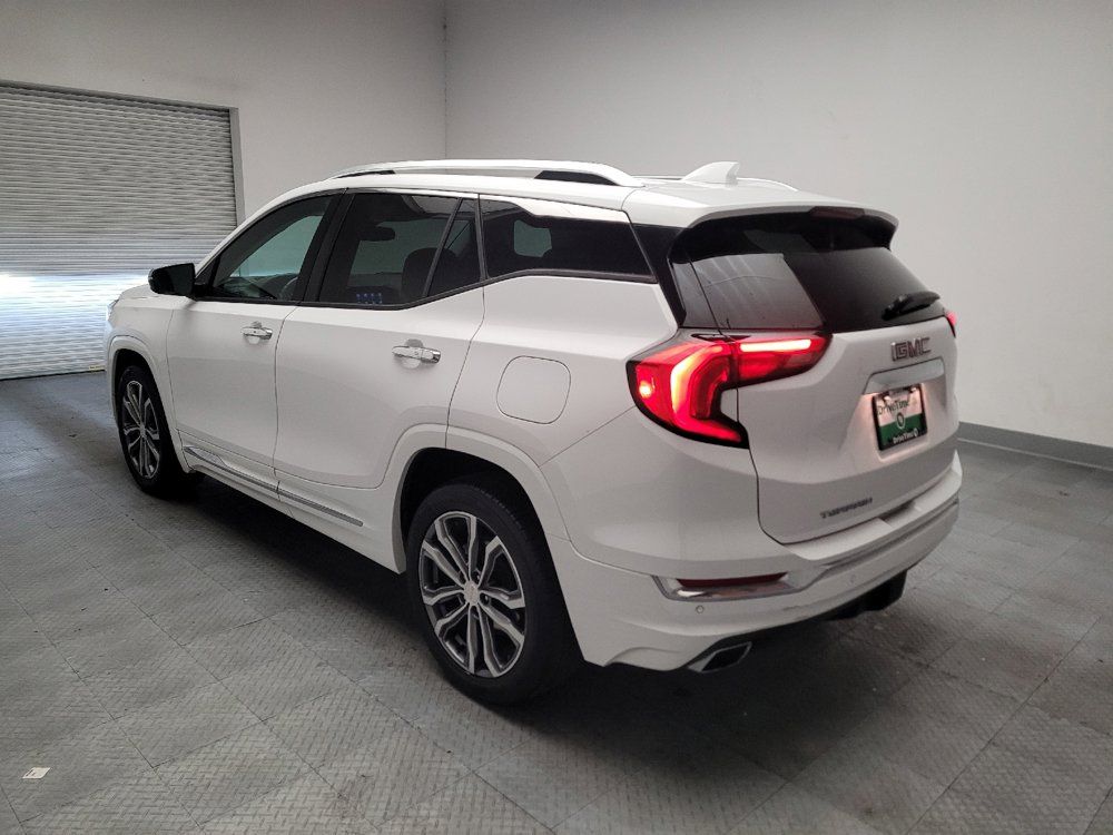 Used 2018 GMC Terrain Denali w/ Driver Alert Package II FWD image 5