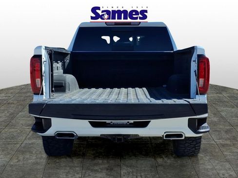 Used 2022 GMC Sierra 1500 AT4 w/ AT4 Preferred Package AWD/4WD image 9