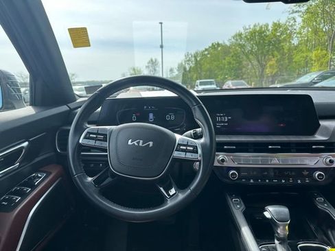 Used 2024 Kia Telluride EX w/ EX Captain's Chair Package FWD image 20