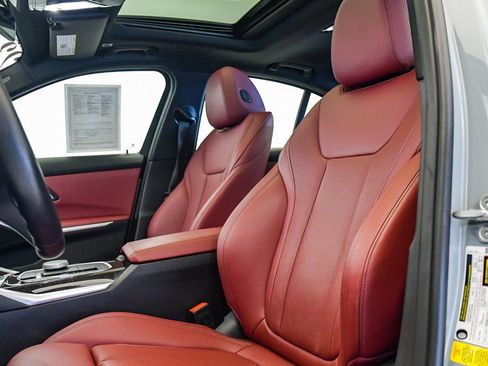 Certified 2023 BMW 330i Sedan w/ M Sport Package image 21