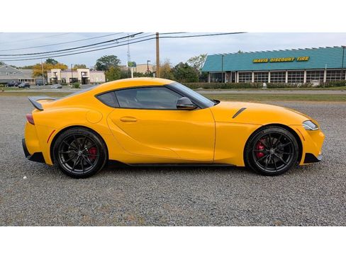 Used 2023 Toyota Supra Premium image 8