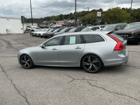 Used 2019 Volvo V90 T5 R-Design w/ Advanced Package image 7