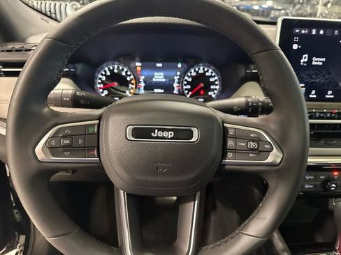 Used 2023 Jeep Compass Limited w/ Sun and Sound Group AWD/4WD image 8