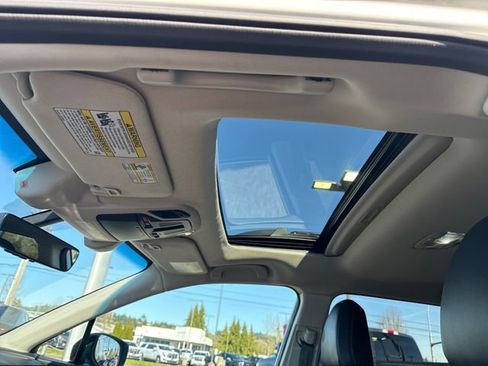 Used 2022 Subaru Outback Limited w/ Tech Package 3 image 29