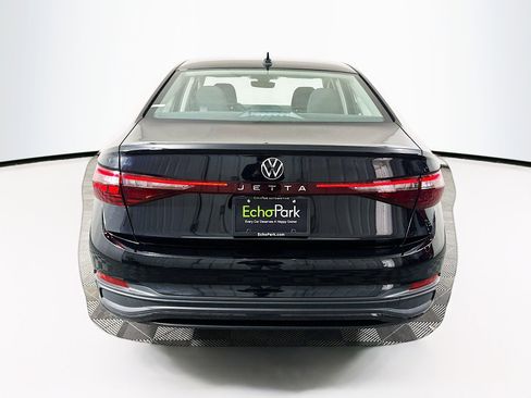 Used 2025 Volkswagen Jetta S image 7