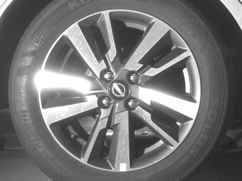 Used 2025 Nissan Versa SV image 15