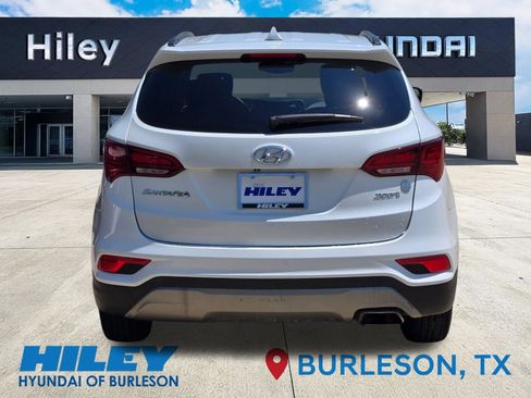 Used 2017 Hyundai Santa Fe Sport FWD image 5