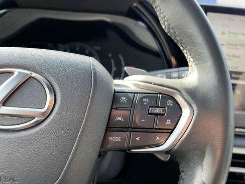 Used 2023 Lexus RX 350 Premium image 25