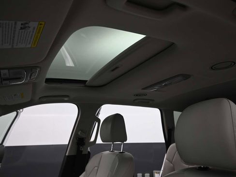 Used 2021 Kia Telluride EX w/ Towing Package image 11