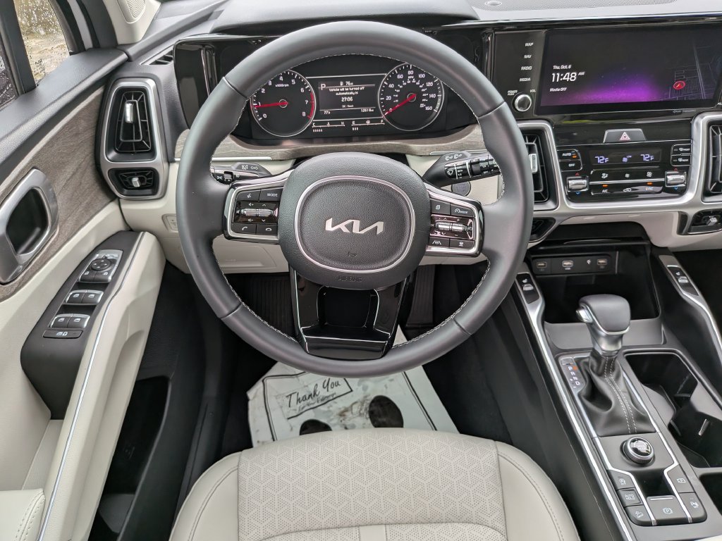 Certified 2023 Kia Sorento EX FWD image 17