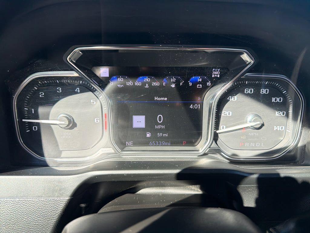 Used 2022 GMC Sierra 1500 Denali w/ Denali Premium Package AWD/4WD image 16