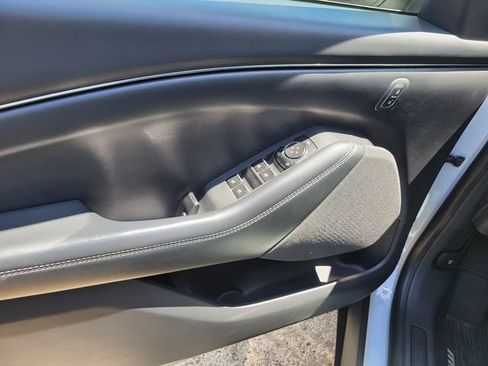 Used 2021 Ford Mustang Mach-E Select RWD image 10