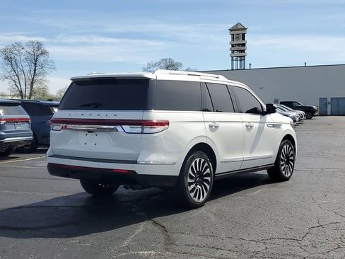 Certified 2023 Lincoln Navigator Black Label AWD/4WD image 4