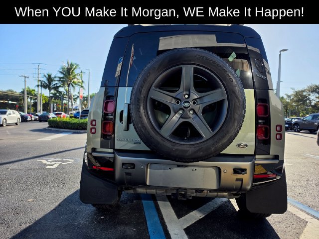 Used 2022 Land Rover Defender 90 X-Dynamic S AWD/4WD image 9