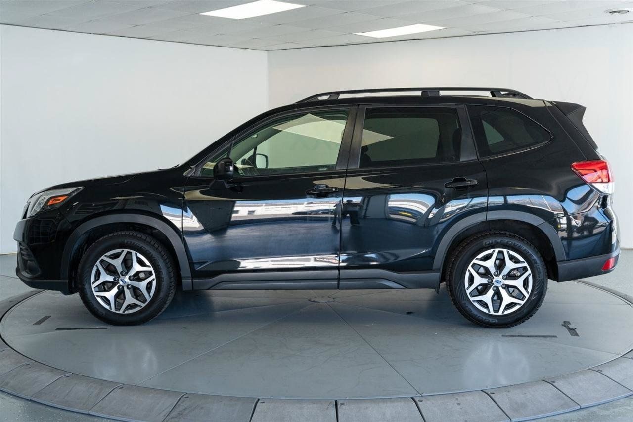 Used 2024 Subaru Forester Premium AWD/4WD image 4