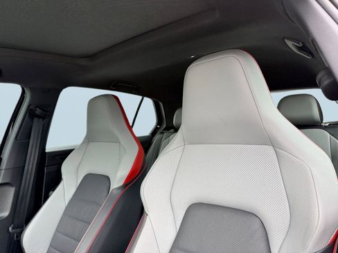 Used 2022 Volkswagen GTI Autobahn image 23