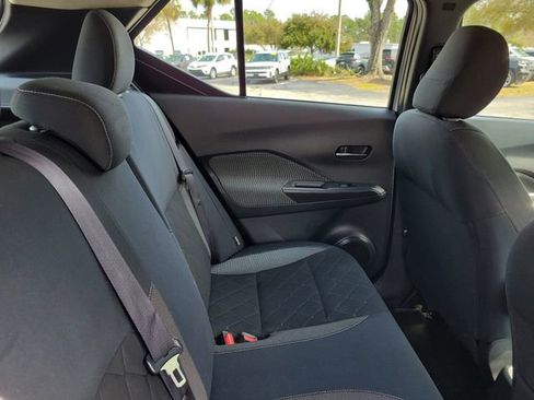 Used 2020 Nissan Kicks SV image 30
