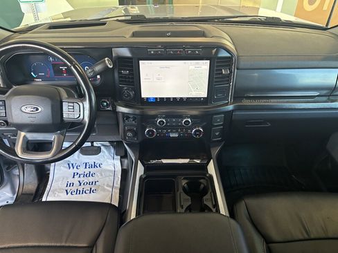 Used 2024 Ford F250 Lariat w/ Lariat Ultimate Package AWD/4WD image 32