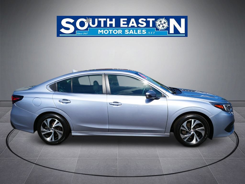 Used 2022 Subaru Legacy Premium AWD/4WD image 8