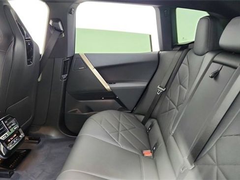 Used 2026 BMW iX xDrive45 image 28