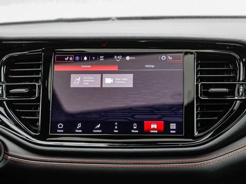 Used 2024 Dodge Durango GT RWD image 17