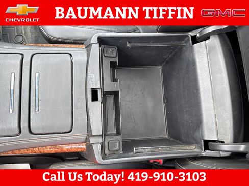 Used 2020 Chevrolet Tahoe Premier AWD/4WD image 16