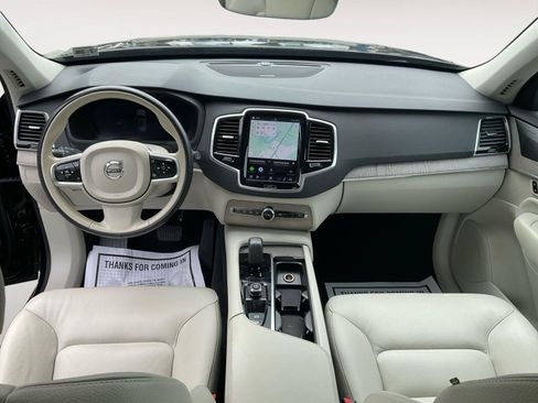 Certified 2023 Volvo XC90 B6 Plus AWD/4WD image 10