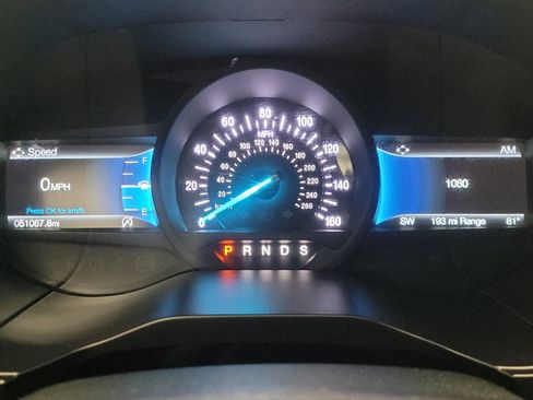 Used 2024 Ford Edge SEL image 23