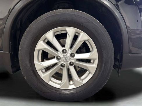 Used 2015 Nissan Rogue SV AWD/4WD image 36