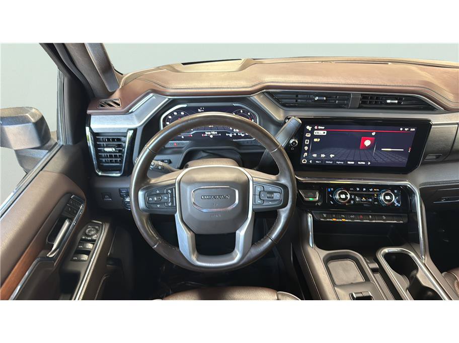 Used 2024 GMC Sierra 2500 Denali w/ Technology Package AWD/4WD image 30