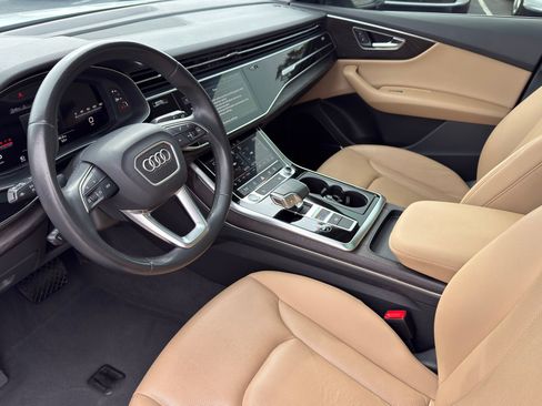 Used 2022 Audi Q8 Premium Plus image 11