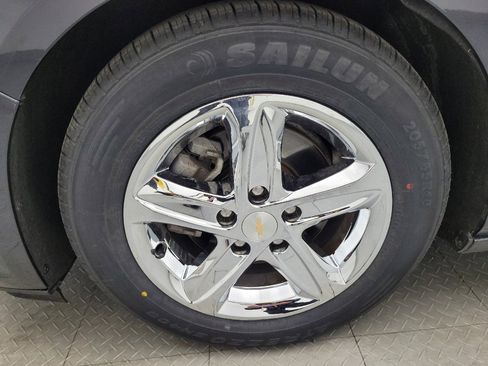 Used 2022 Chevrolet Malibu LS image 31