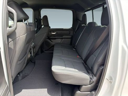 New 2026 RAM 1500 Express AWD/4WD image 22