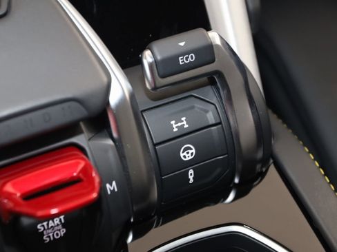 Used 2021 Lamborghini Urus image 49