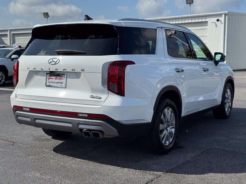 Used 2024 Hyundai Palisade SEL FWD image 13