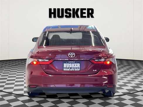 Used 2021 Toyota Camry LE image 6