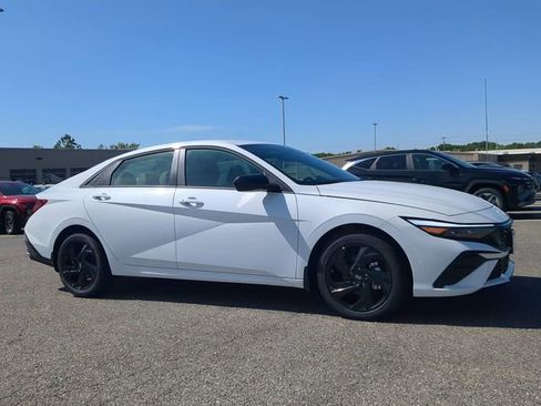 New 2026 Hyundai Elantra Sport FWD image 2