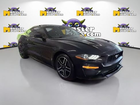 Used 2023 Ford Mustang Coupe RWD image 3