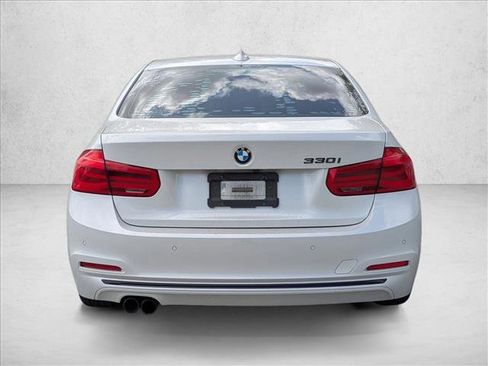 Used 2017 BMW 330i Sedan image 6