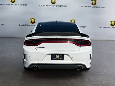 Used 2018 Dodge Charger R/T image 4