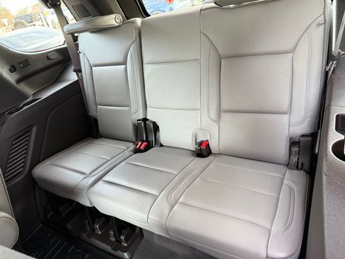 Certified 2023 GMC Yukon SLT image 13